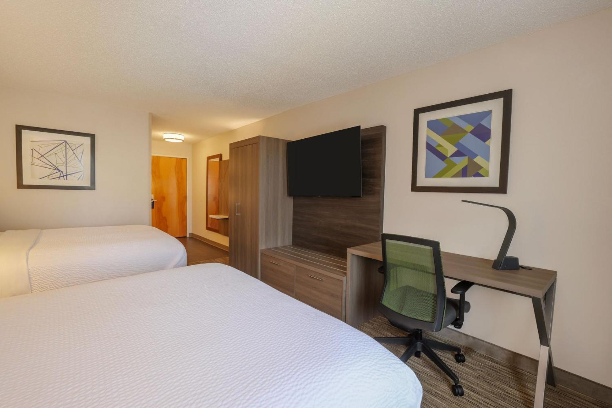Holiday Inn Express Hotel & Suites Raleigh North - Wake Forest By Ihg Exterior photo