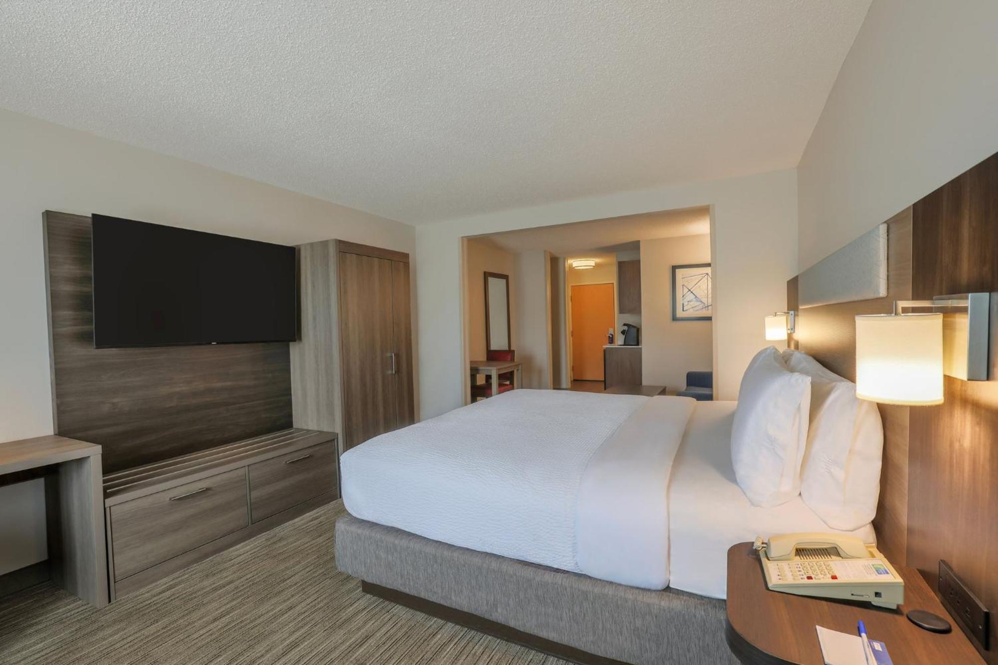 Holiday Inn Express Hotel & Suites Raleigh North - Wake Forest By Ihg Exterior photo